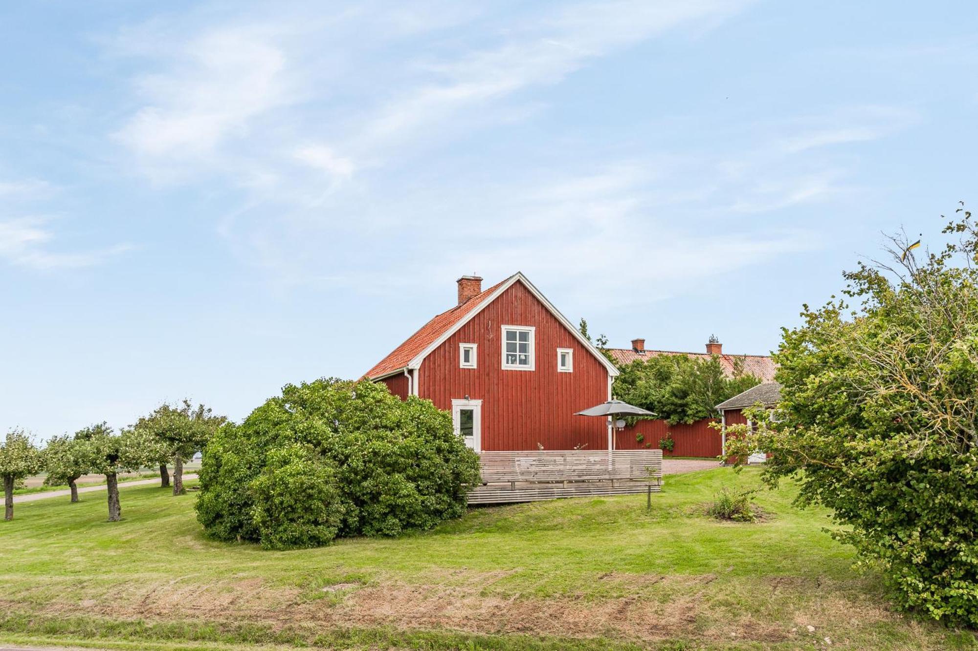 Stubbet - Charming - Newly Remade Villa Vadstena Extérieur photo